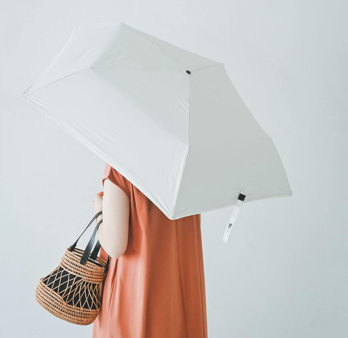 遮光率100%の「晴雨兼用傘」が再入荷