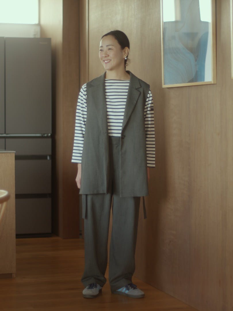 キングレオコーデ あの人が着てみたら】大人なジレをカジュアルダウン。宇藤えみさんの