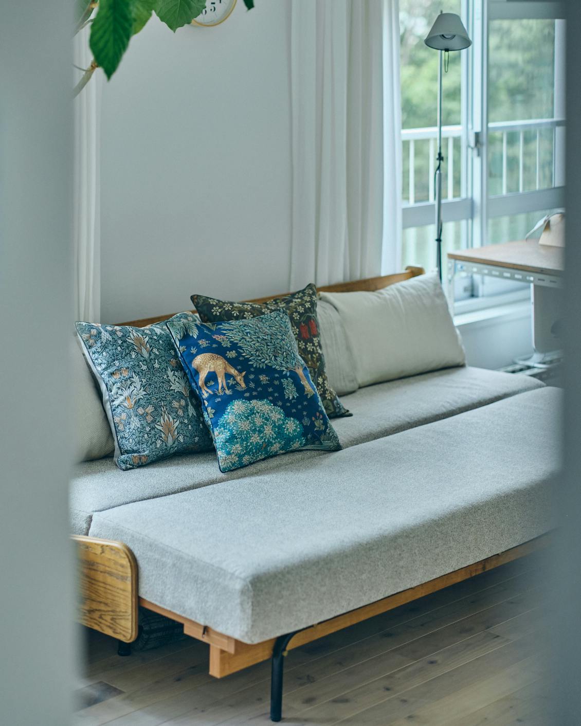 北欧暮らしの道具店　クッションセット KURASHI&Trips PUBLISHING / フロアクッションで北欧スタイルの暮らし