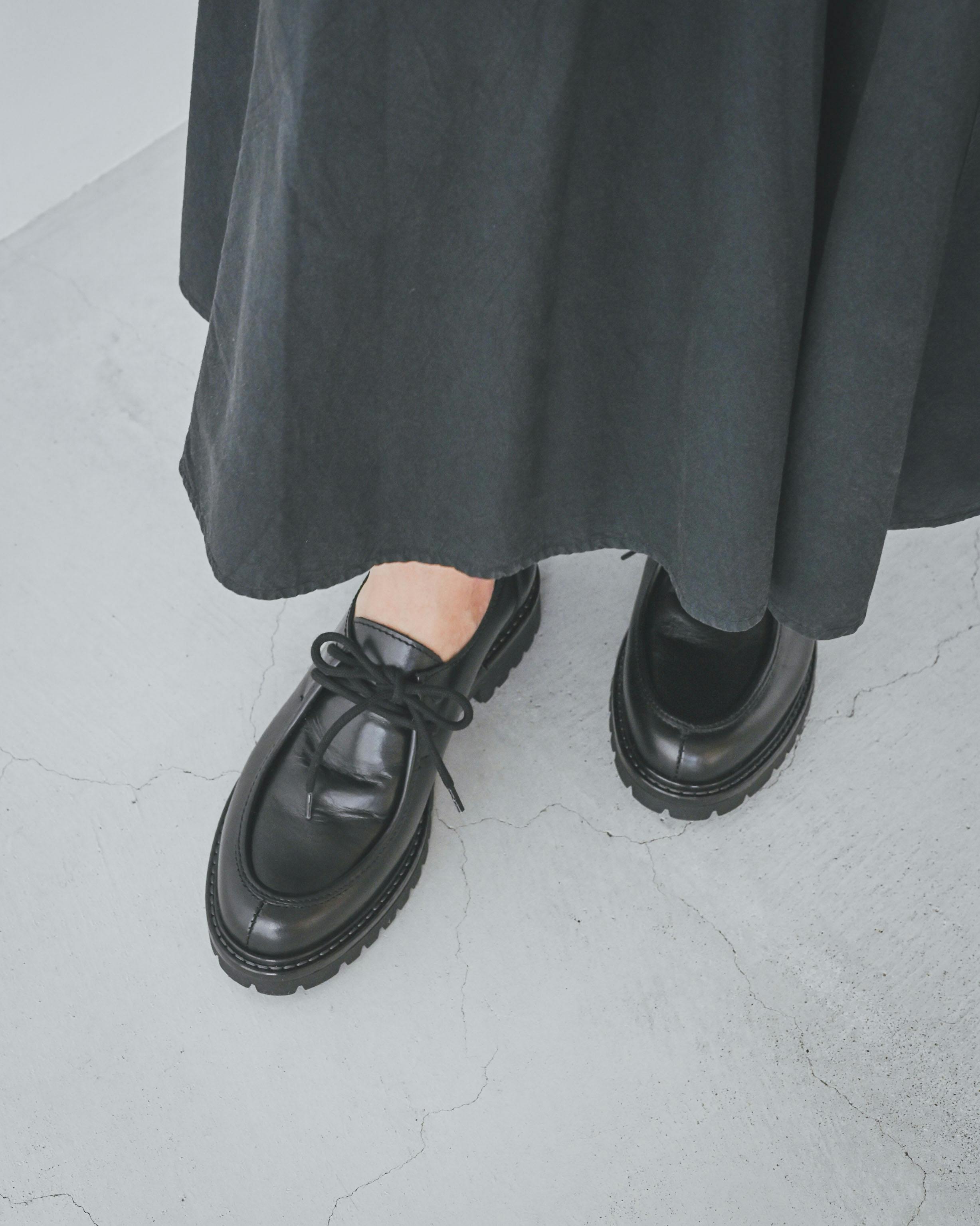 着用レビュー】ENESSのチロリアンシューズをスタッフ4名が履いて