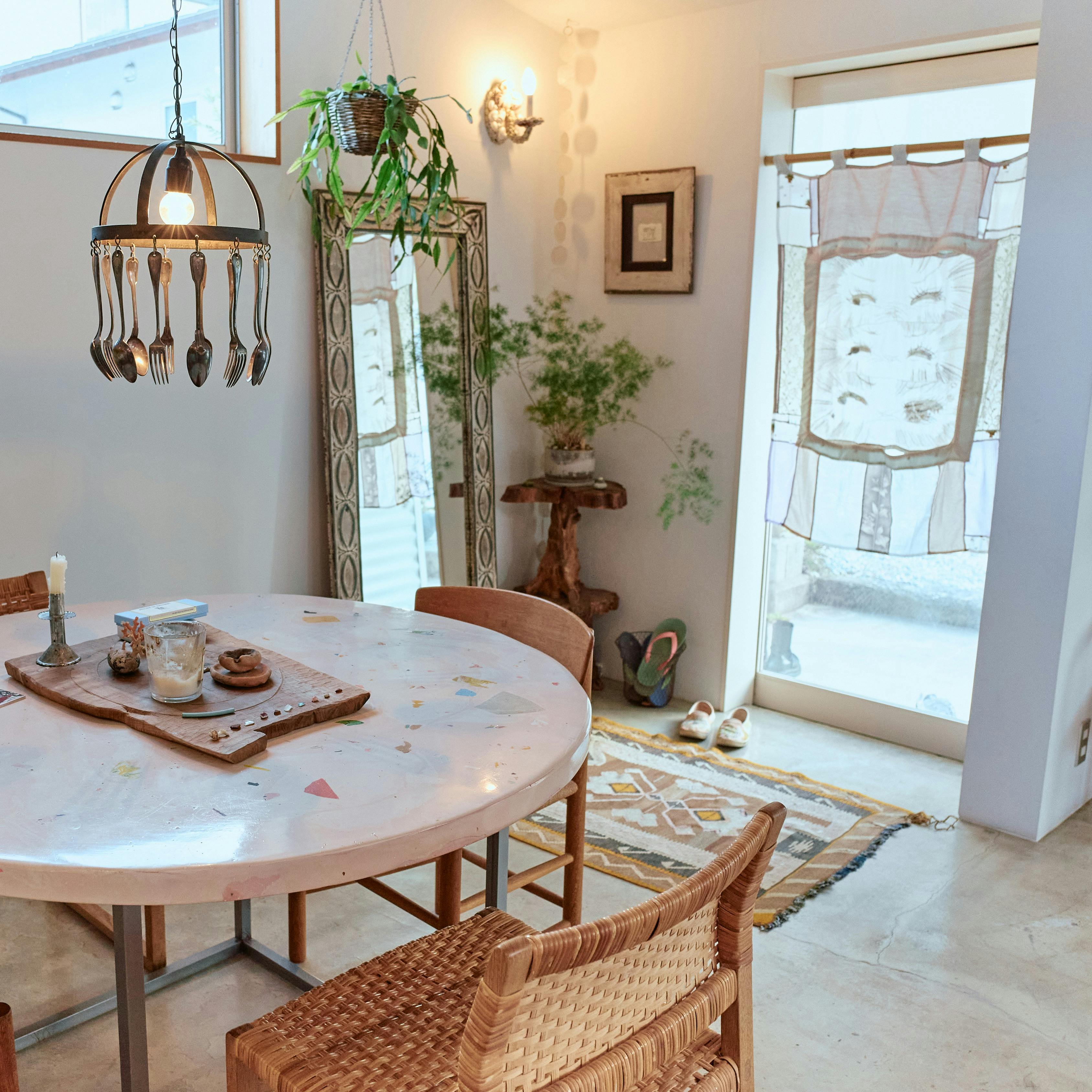 あそびに行きたい家】歳を重ねて、インテリアが自分に近づいていくよう