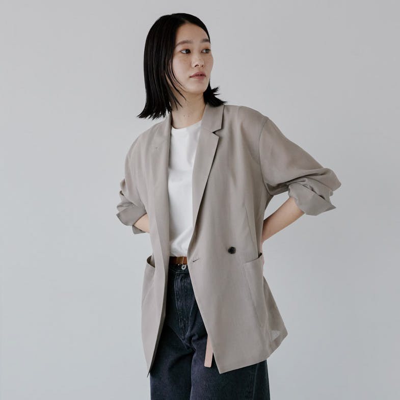 【新商品】ラフに着られて、シワ知らず。大人にちょうどいい「シアージャケット」が登場です