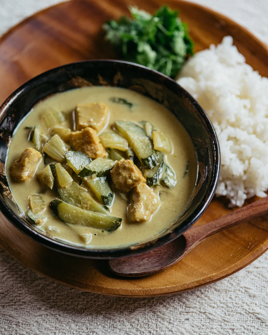 【夏野菜カレー】03：初めてのおいしさ。「きゅうりとかじきまぐろのカレー」